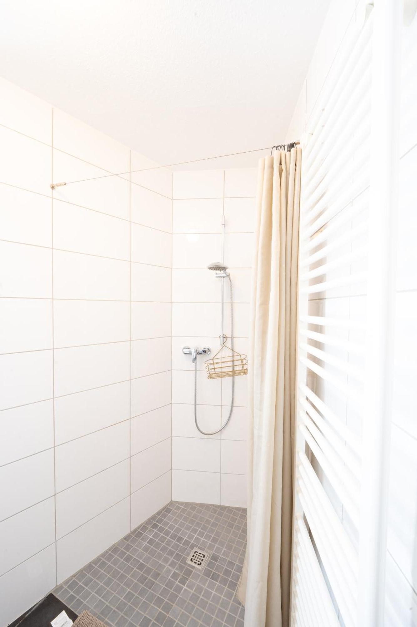 -Super Zentrales Zimmer- Direkt An Der Lutter! Bielefeld Eksteriør bilde